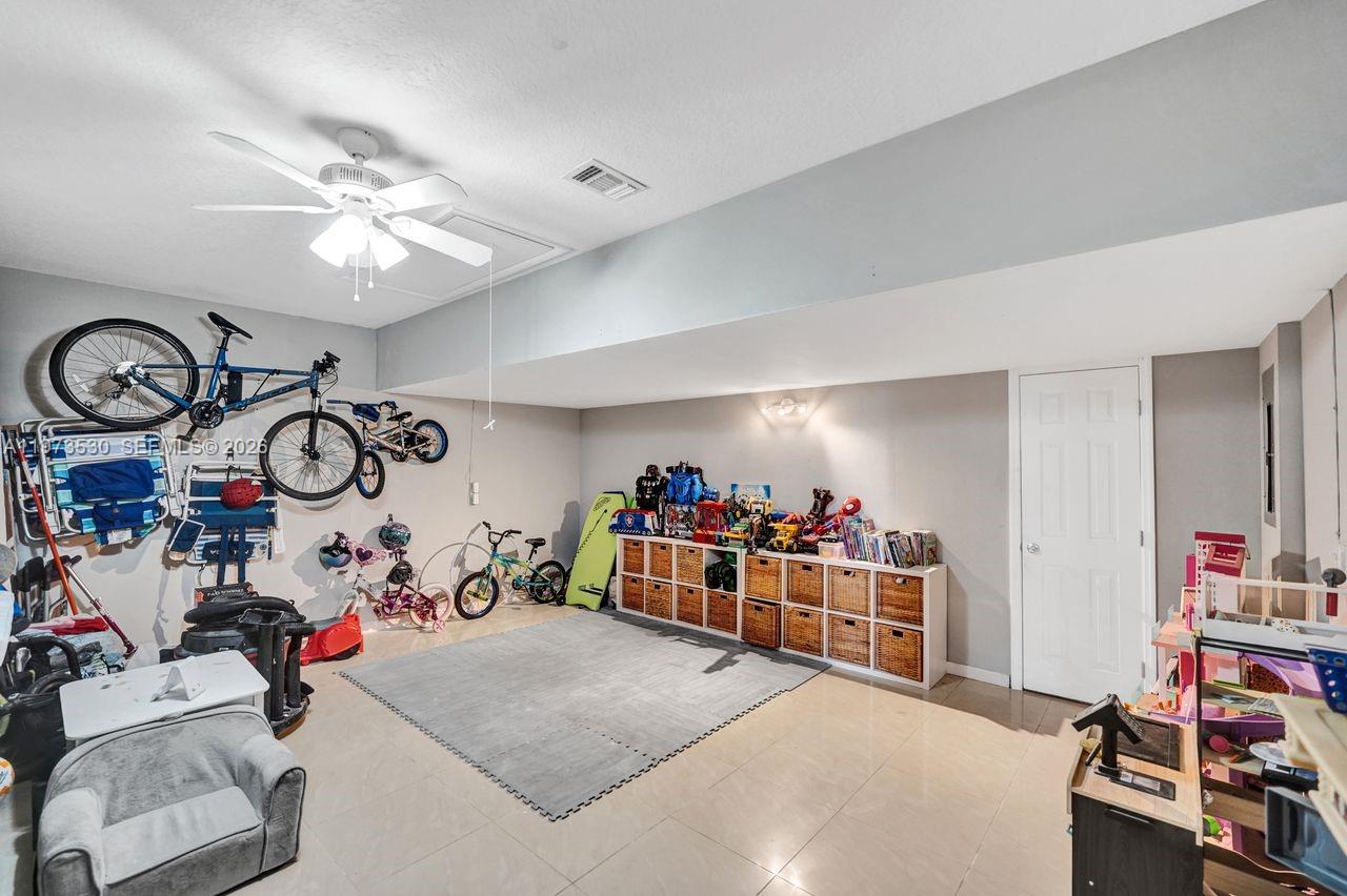 SILVER SHORES (PARCELS A - Residential