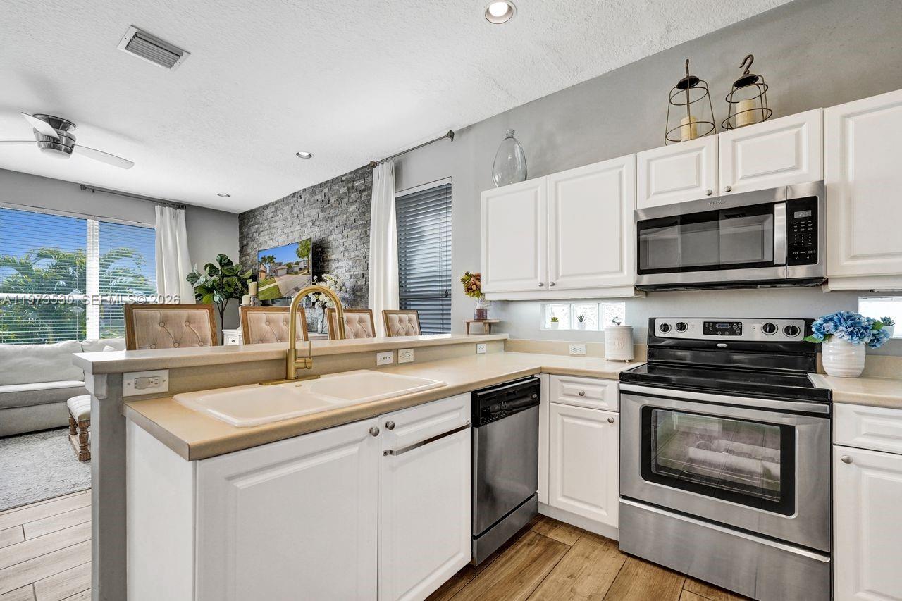 SILVER SHORES (PARCELS A - Residential