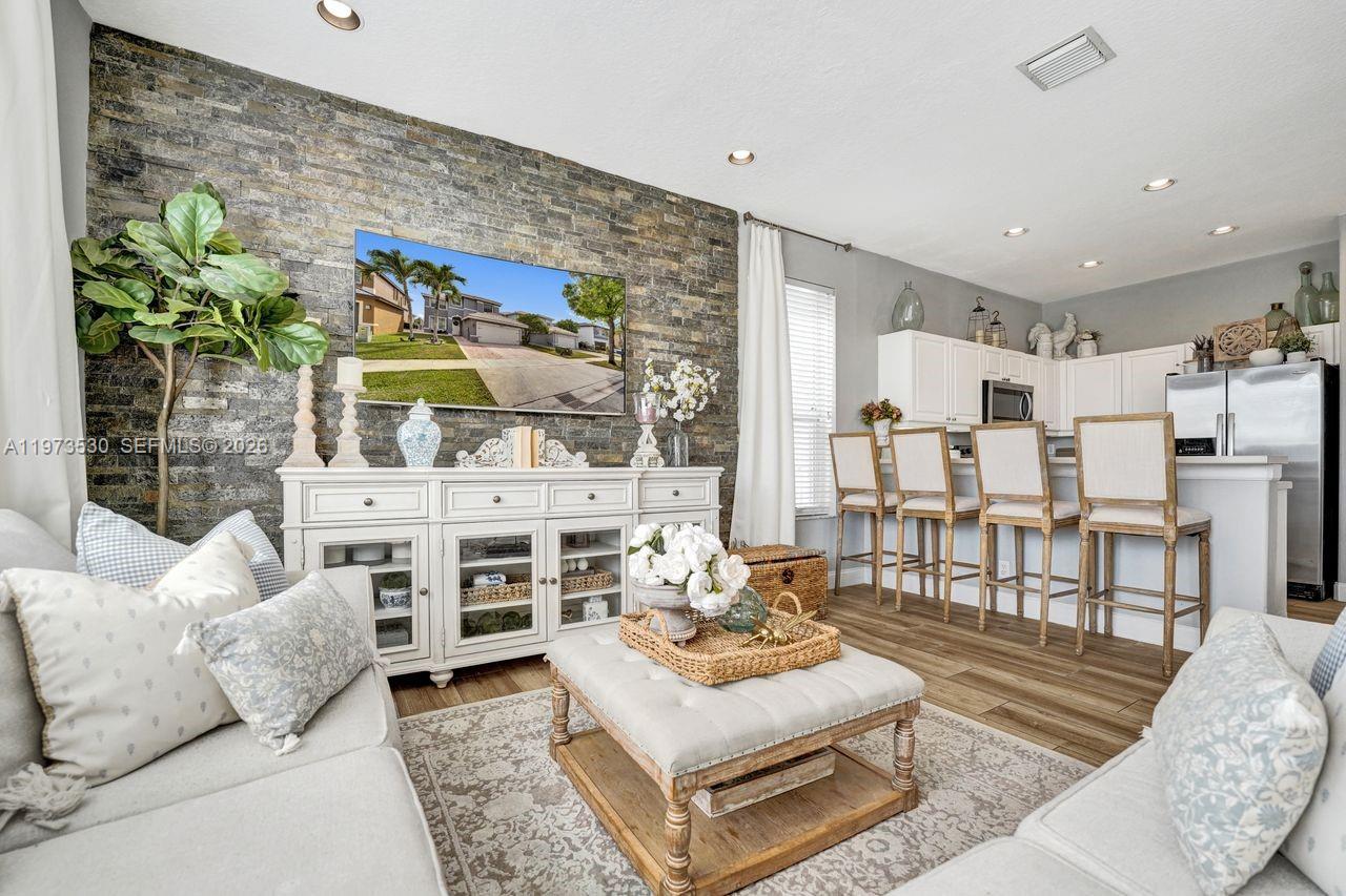 SILVER SHORES (PARCELS A - Residential