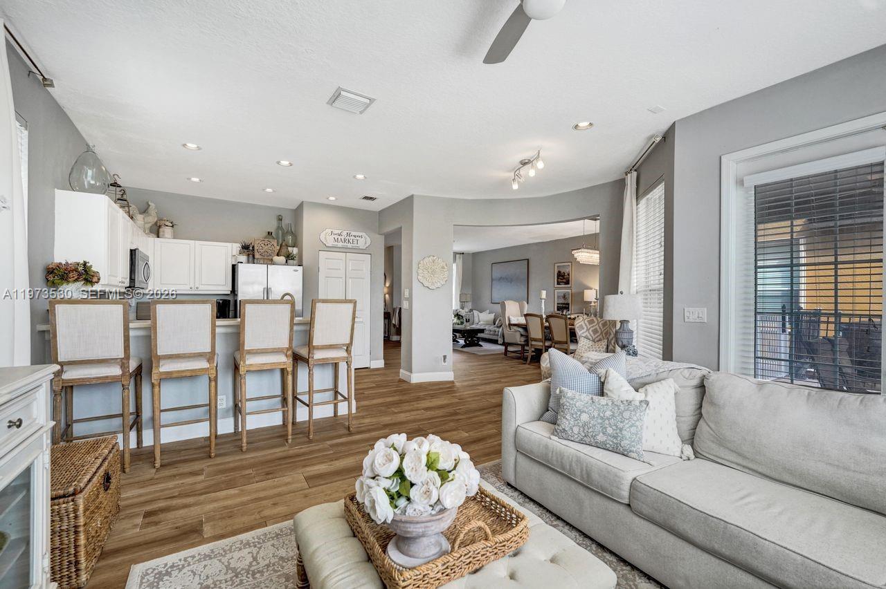 SILVER SHORES (PARCELS A - Residential