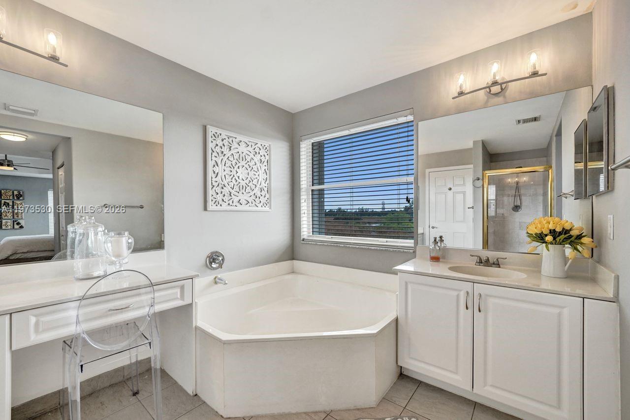 SILVER SHORES (PARCELS A - Residential