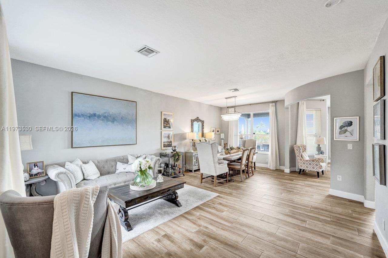 SILVER SHORES (PARCELS A - Residential