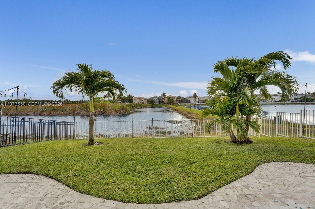 SILVER SHORES (PARCELS A - Residential