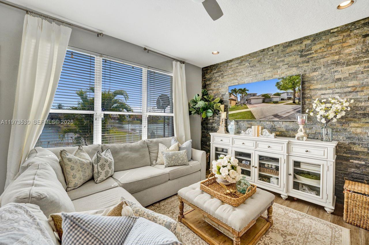 SILVER SHORES (PARCELS A - Residential