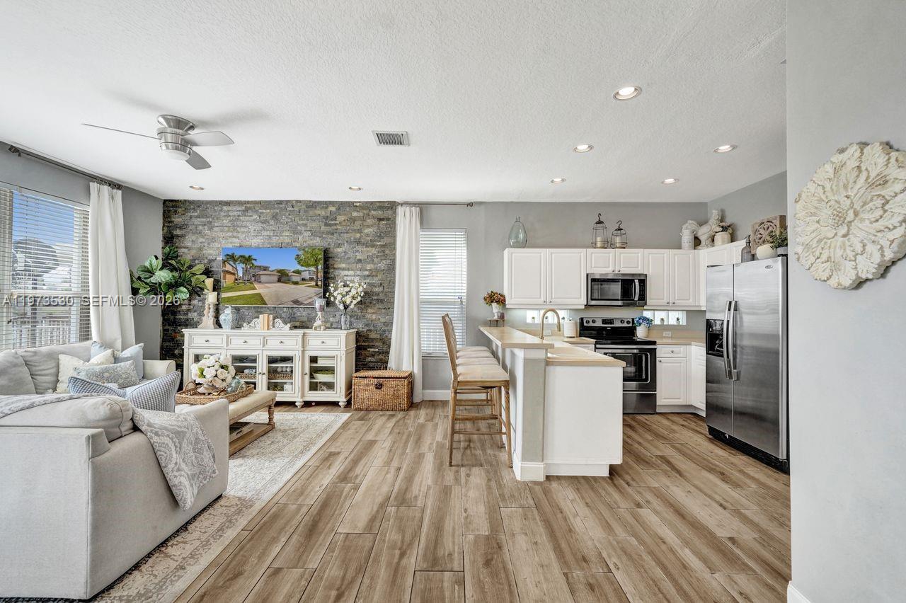 SILVER SHORES (PARCELS A - Residential