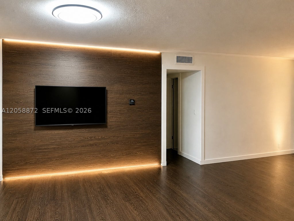 Photo of 180 NE 12th Ave #16E, Hallandale Beach, FL 33009 (MLS # A12058872)