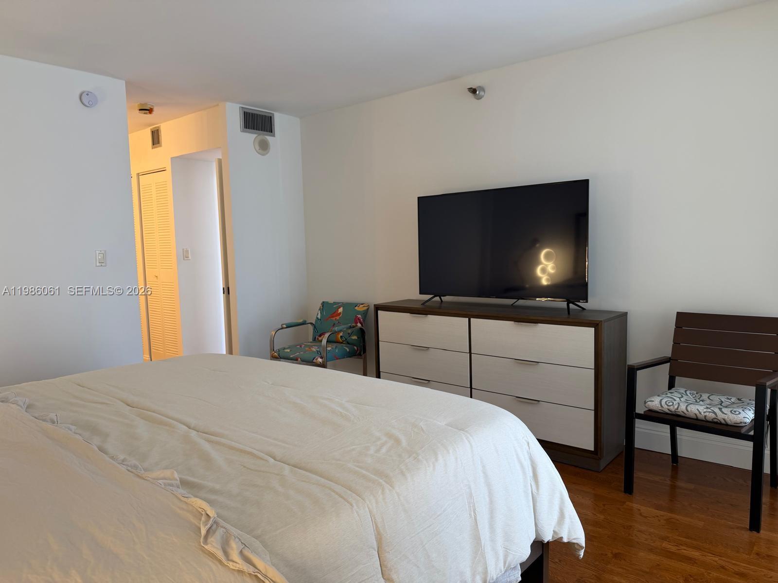 WATERVIEW CONDO - Residential Lease