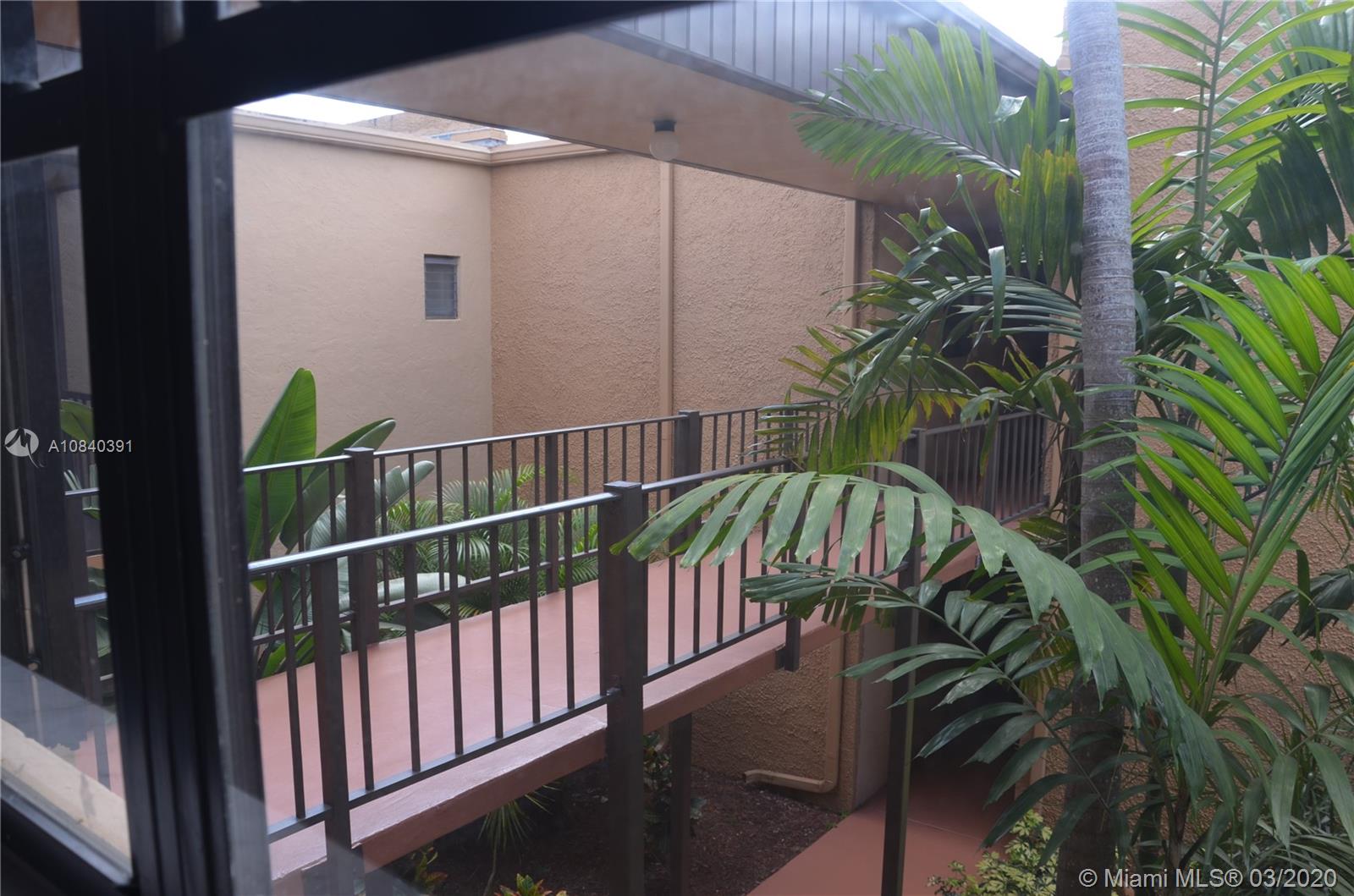 JACARANDA VILLAS 1 CONDO - Residential Lease