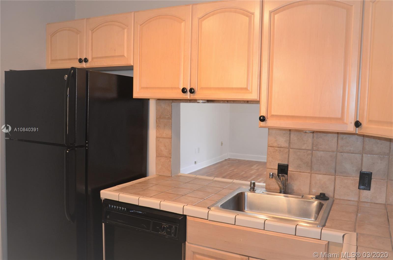 JACARANDA VILLAS 1 CONDO - Residential Lease