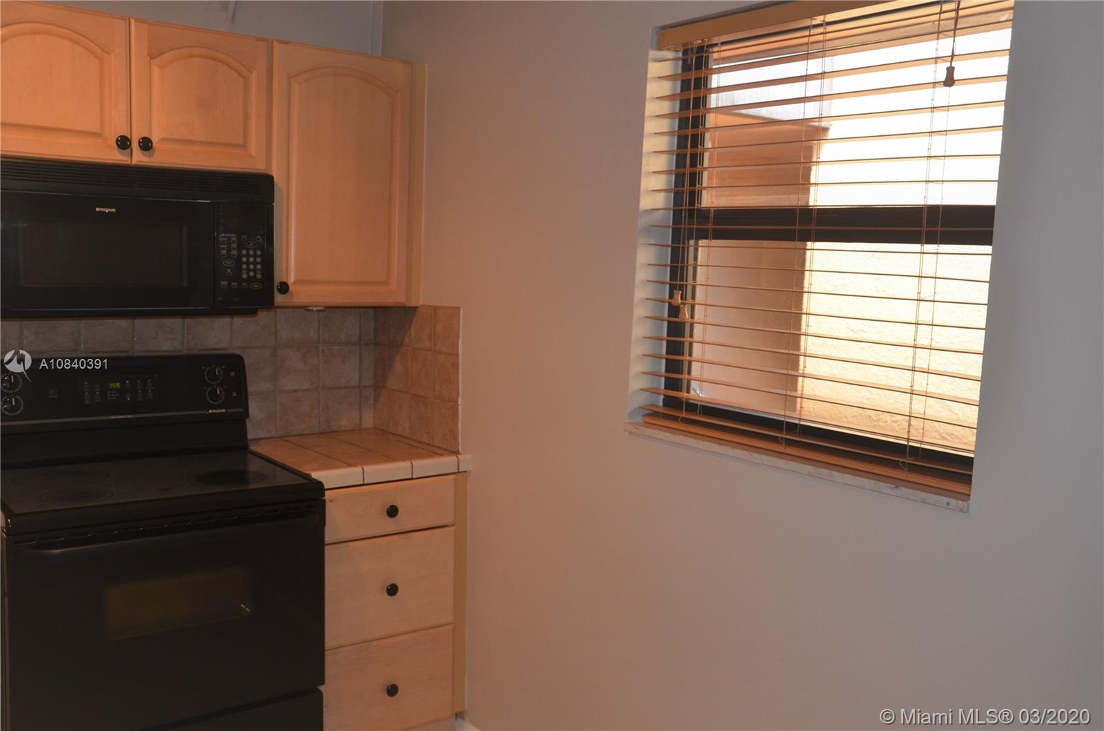 JACARANDA VILLAS 1 CONDO - Residential Lease