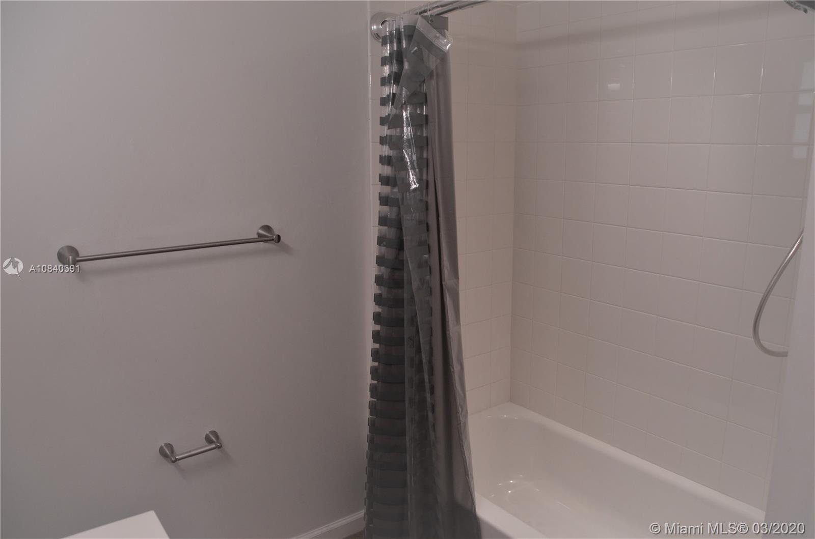 JACARANDA VILLAS 1 CONDO - Residential Lease