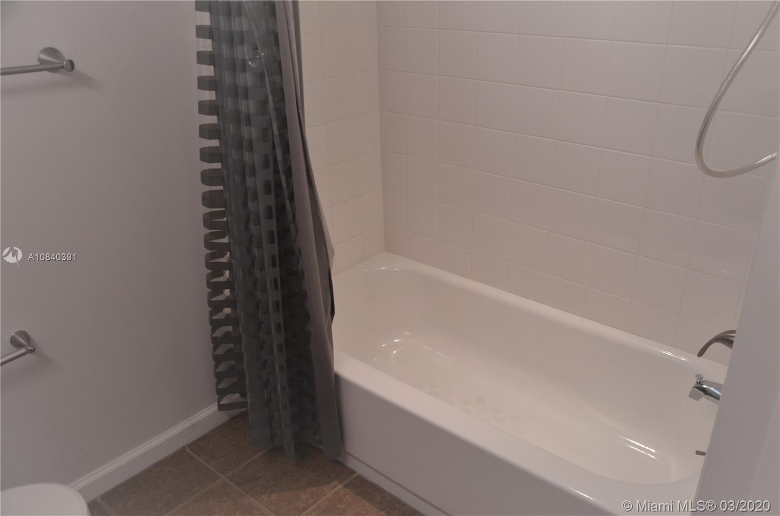 JACARANDA VILLAS 1 CONDO - Residential Lease