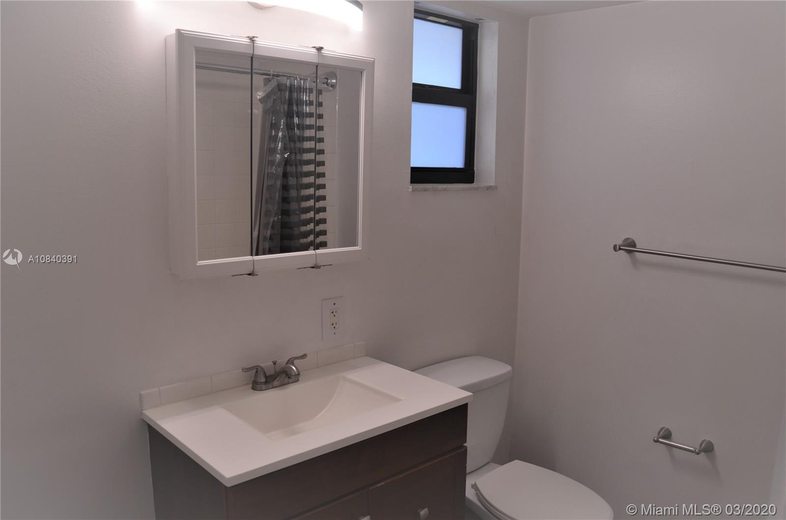 JACARANDA VILLAS 1 CONDO - Residential Lease