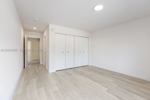 Tiny photo for 2505 NE 193rd St #4108, Miami, FL 33180 (MLS # A12043565)