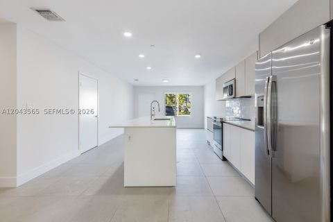 Tiny photo for 2505 NE 193rd St #4108, Miami, FL 33180 (MLS # A12043565)