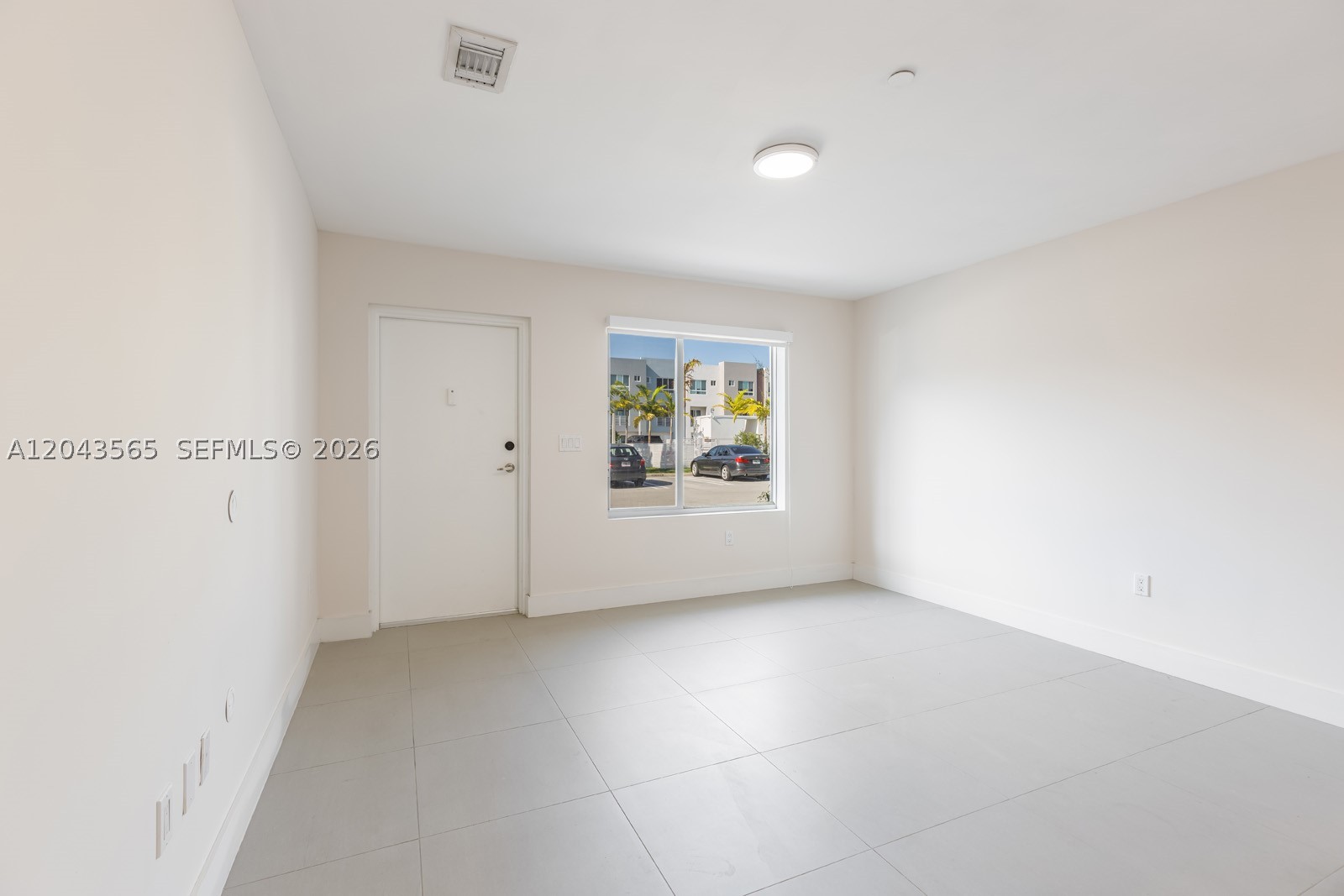 2505 NE 193rd St 4108