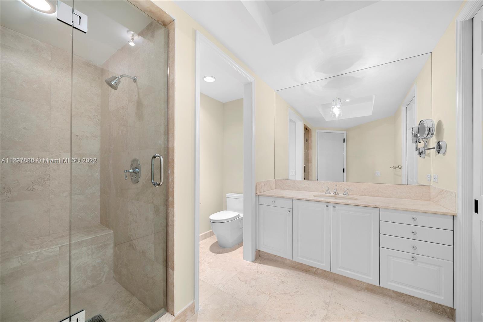 FISHER ISLAND - Residential