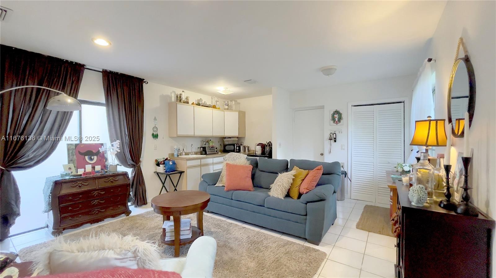 UNIVERSITY PINES - Residential