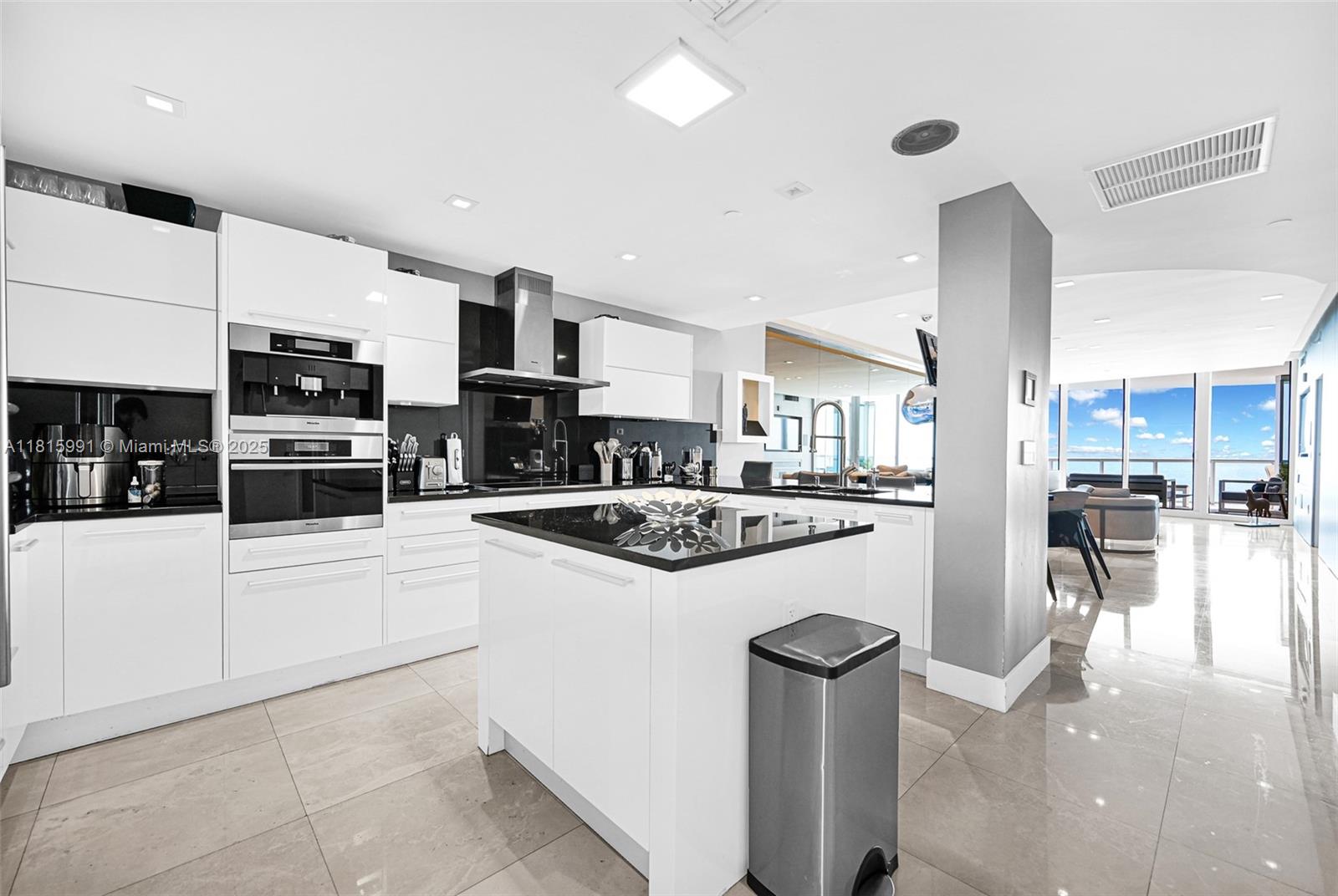 JADE OCEAN CONDO - Residential