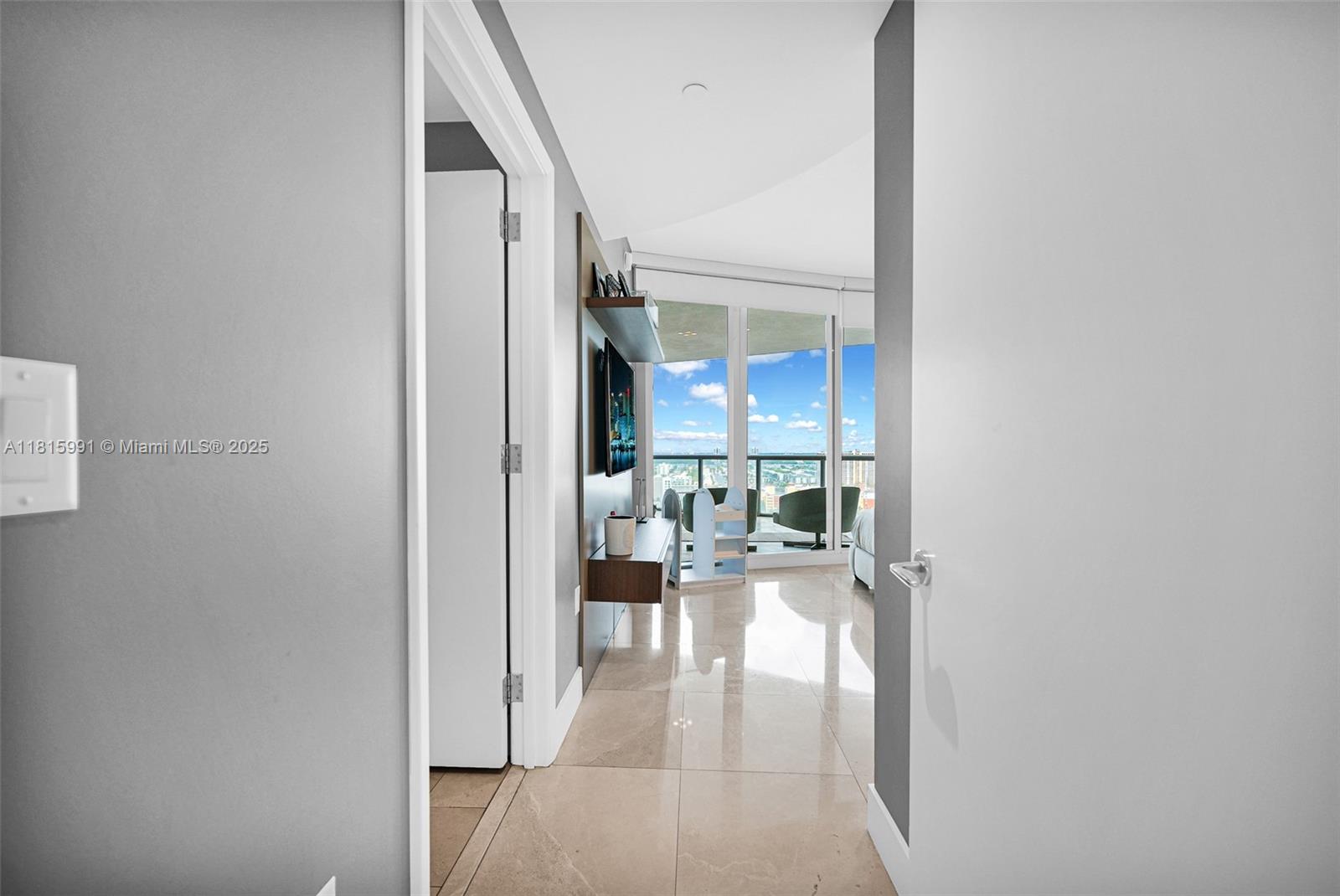 JADE OCEAN CONDO - Residential