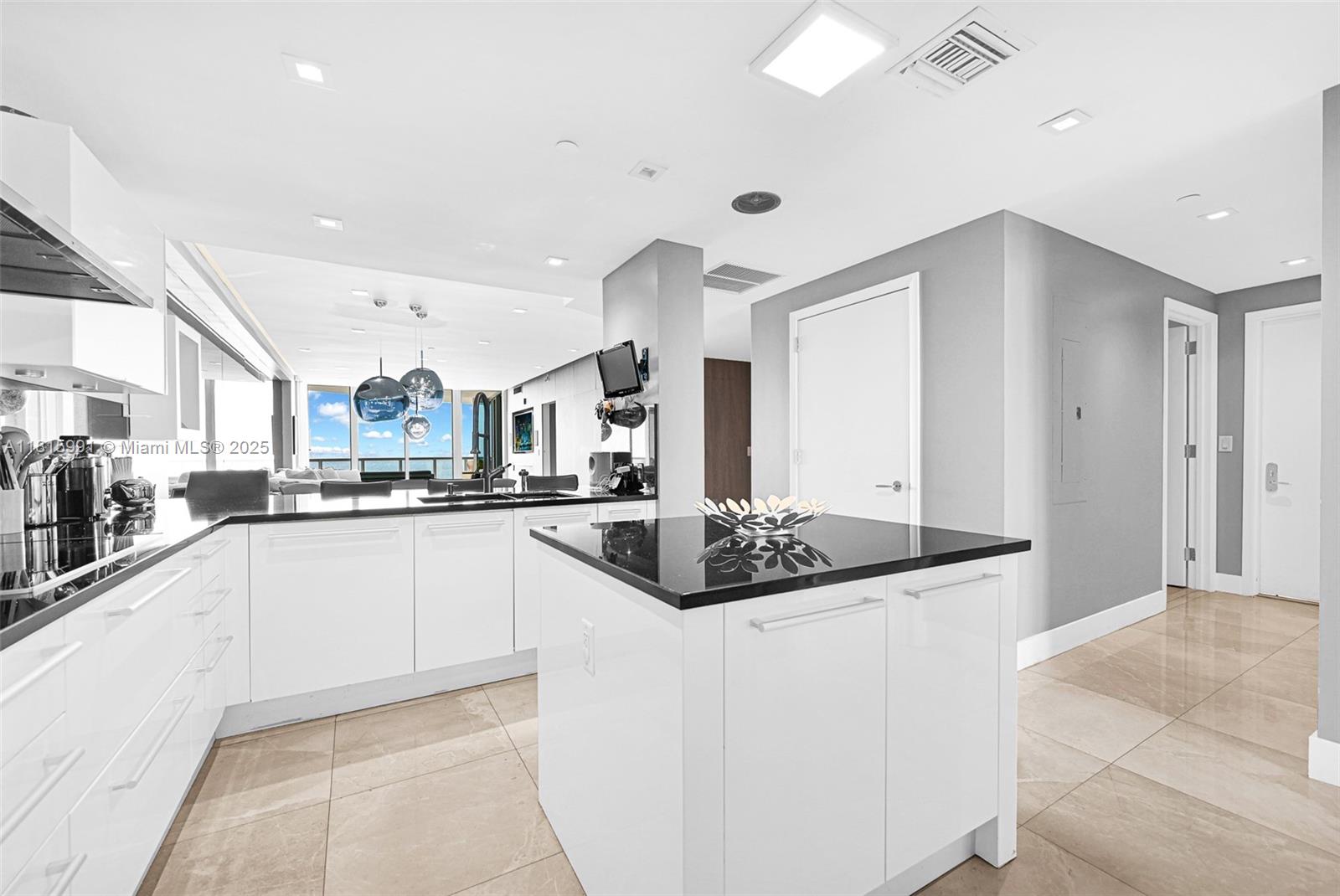 JADE OCEAN CONDO - Residential