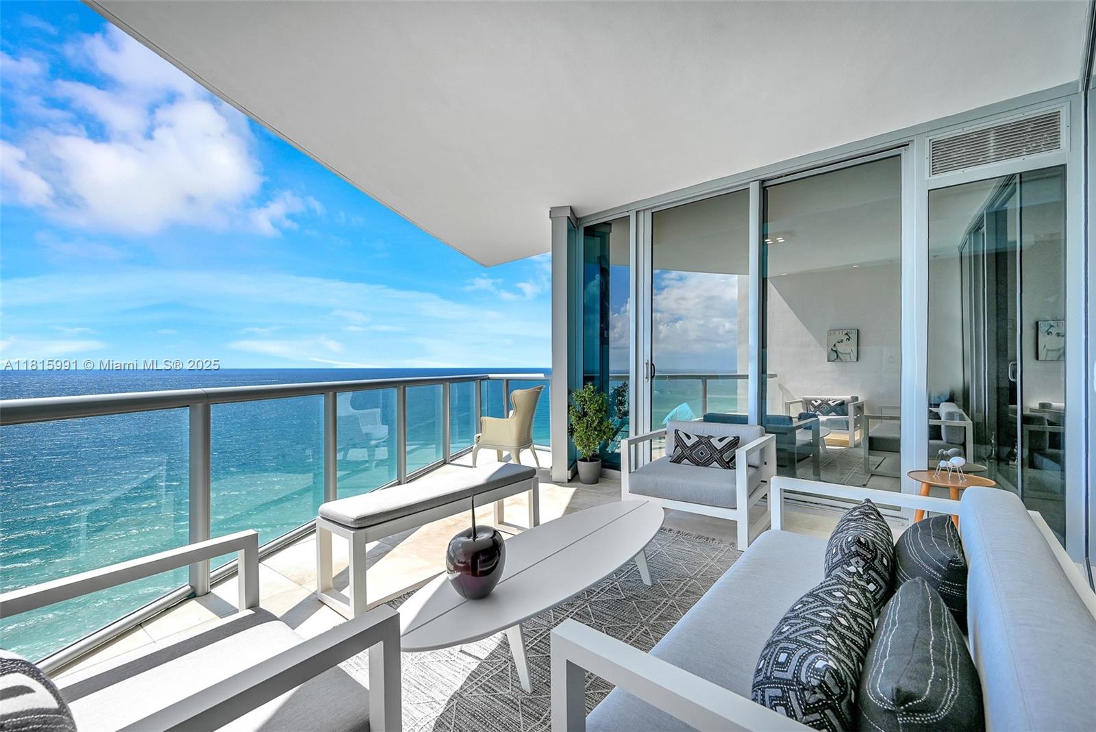 JADE OCEAN CONDO - Residential