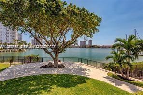 COMMODORE PLAZA CONDO - Residential Lease