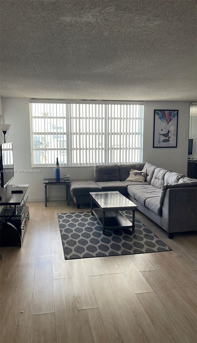 COMMODORE PLAZA CONDO - Residential Lease