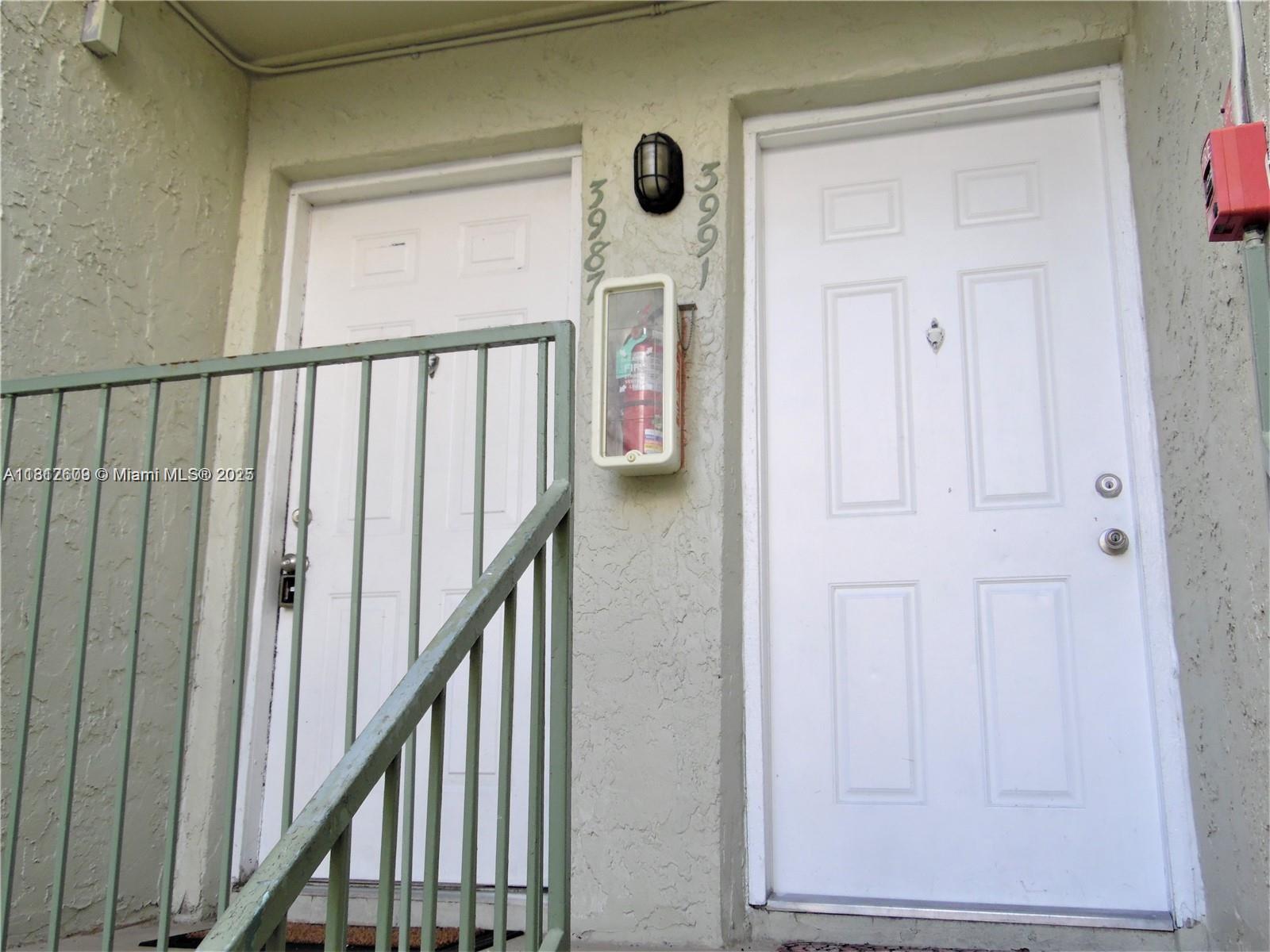 PRESERVE AT AVERY LAKES - Residential Lease