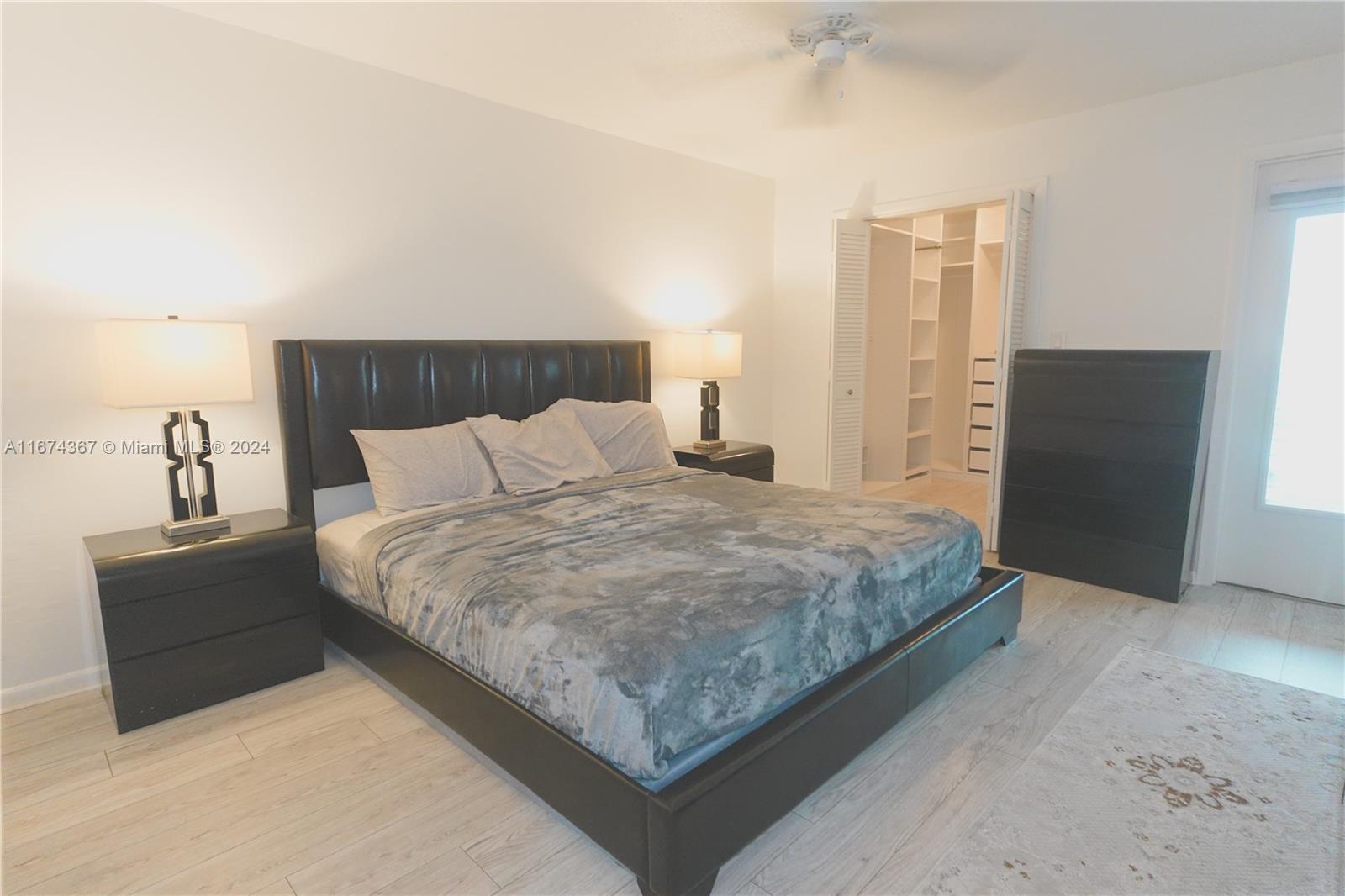 HAMPSHIRE ARMS CONDO APTS - Residential