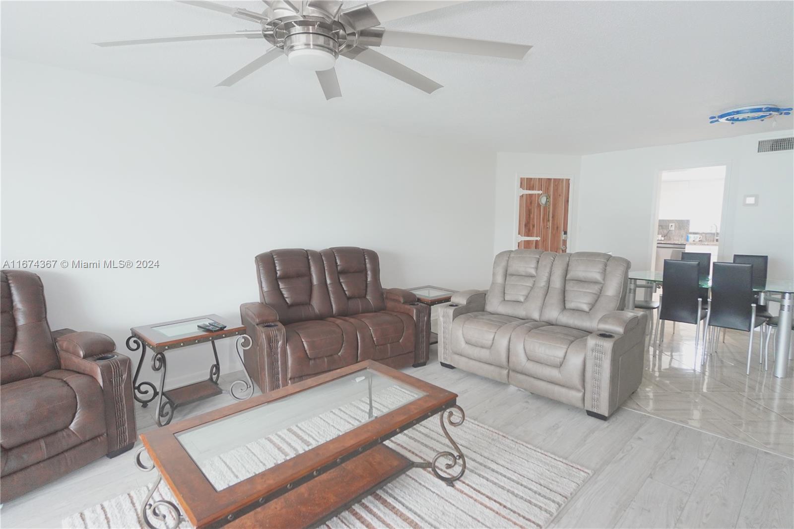 HAMPSHIRE ARMS CONDO APTS - Residential