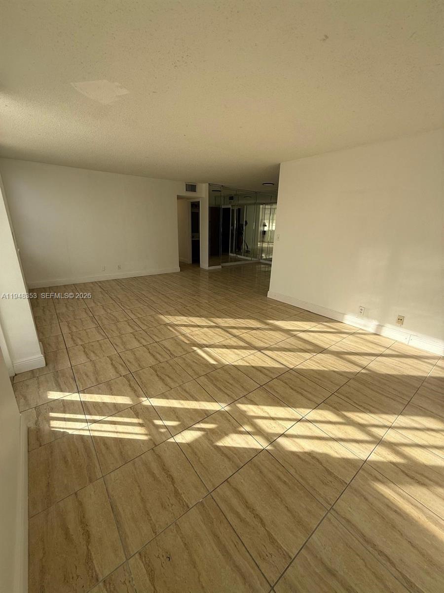 CRESTVIEW TOWERS CONDO - Residential Lease