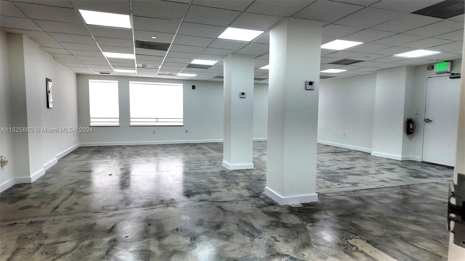Private office for rent in Miami Beach's convenient and upscale Collins Park neighborhood. Our boutique stand-alone building neighbors CEO Barry Sternlicht's new Class A office of Starwood Capital, developed in 2022. 309 23rd Street is just 2 blocks from The Ocean & Boardwalk, W & One Hotels + 1 block from The Bass Museum of (Modern) Art, the City of Miami Ballet School, the Public Library, and Fire Department Headquarters. Miami Beach High School is just 3 blocks west, while the famous 15th hole of the 104-year-old Miami Beach Golf Club is 5 blocks away. This boutique office features natural light, a shared outdoor patio, and a polished restaurant on the ground floor to entertain clients.
