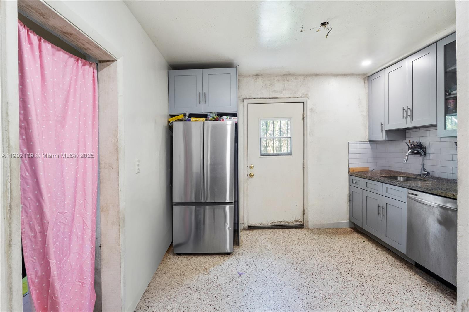 BAY VIEW TERR - Residential