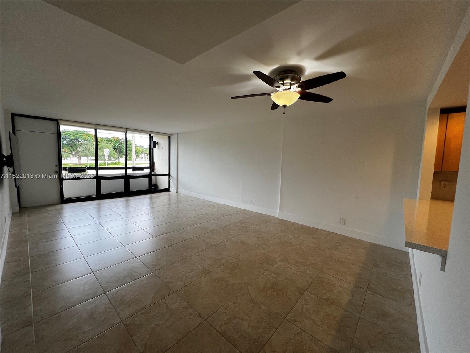 POINTE SOUTH CONDO - Residential