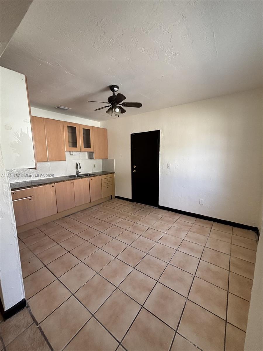 PL OF NORTH HAVEN - Residential Lease