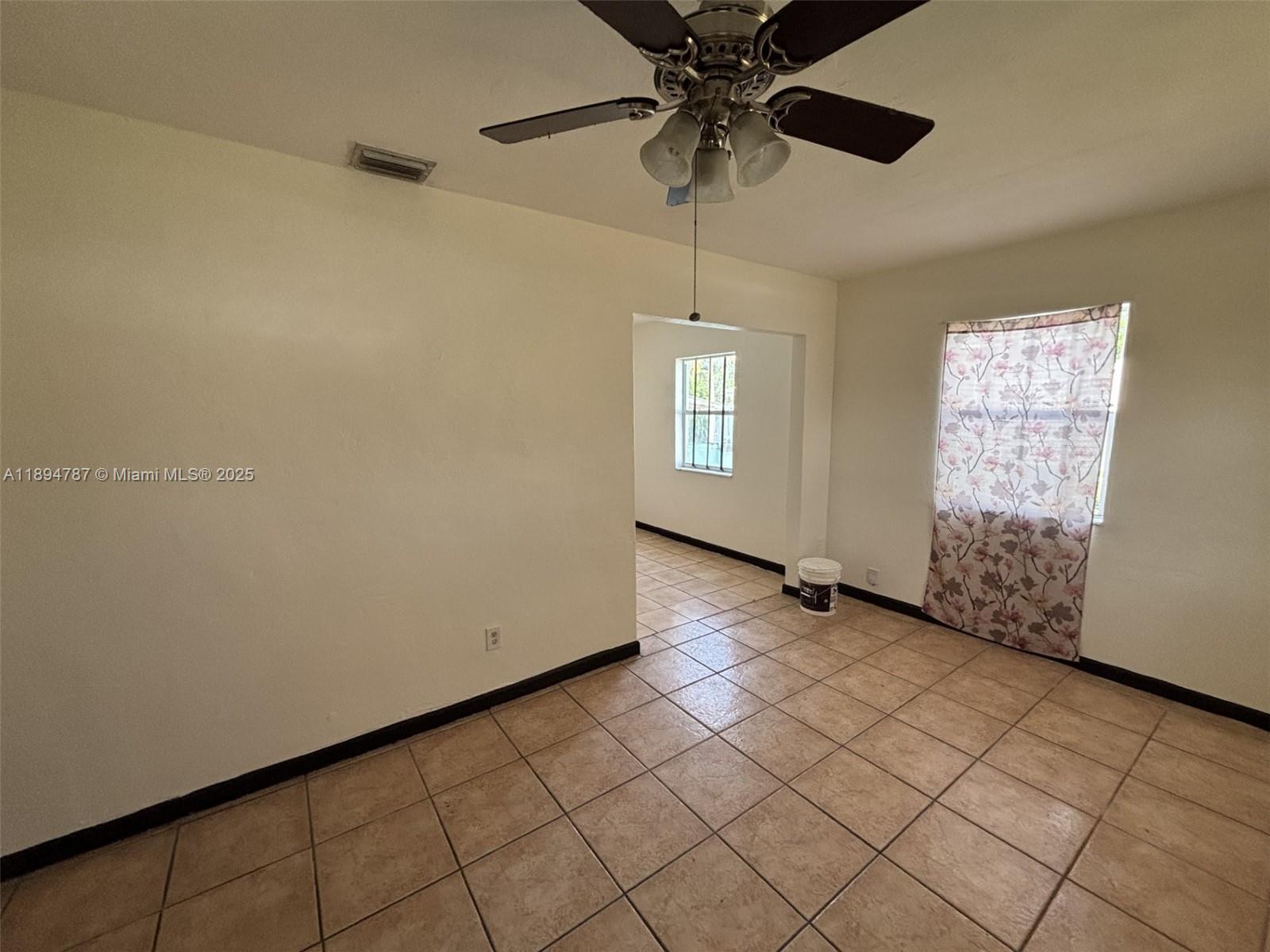 PL OF NORTH HAVEN - Residential Lease