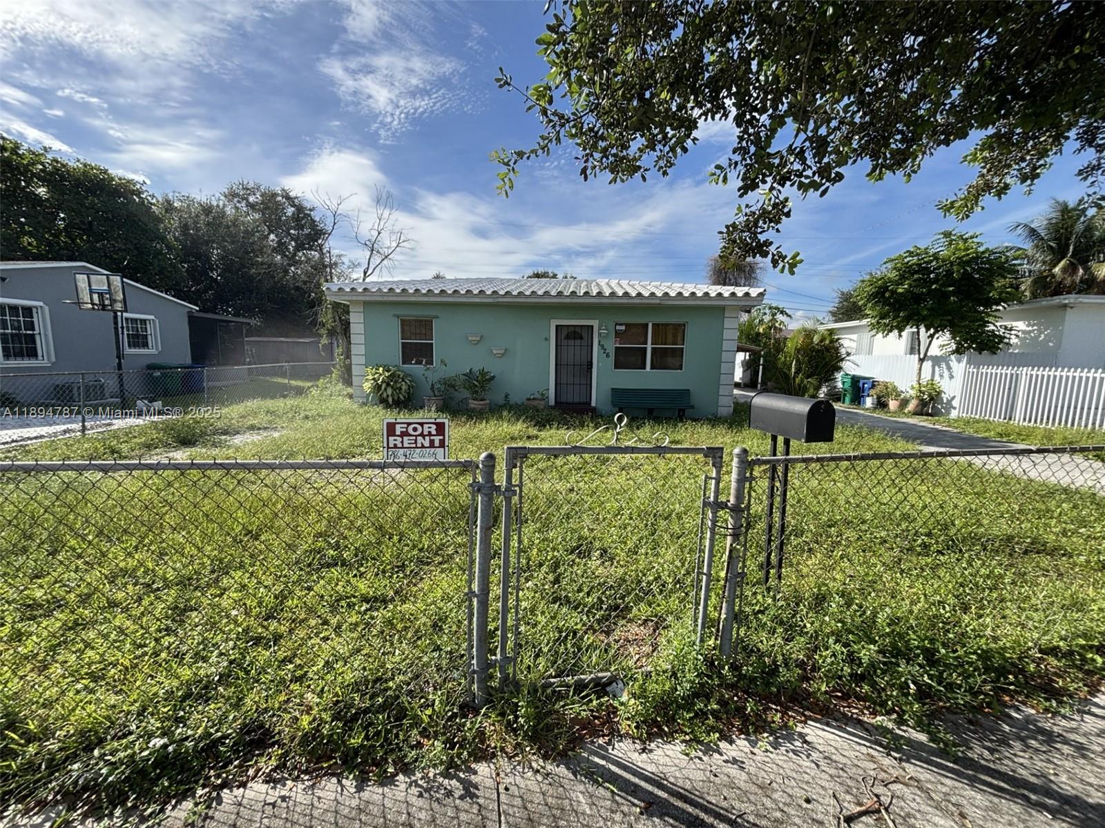 PL OF NORTH HAVEN - Residential Lease