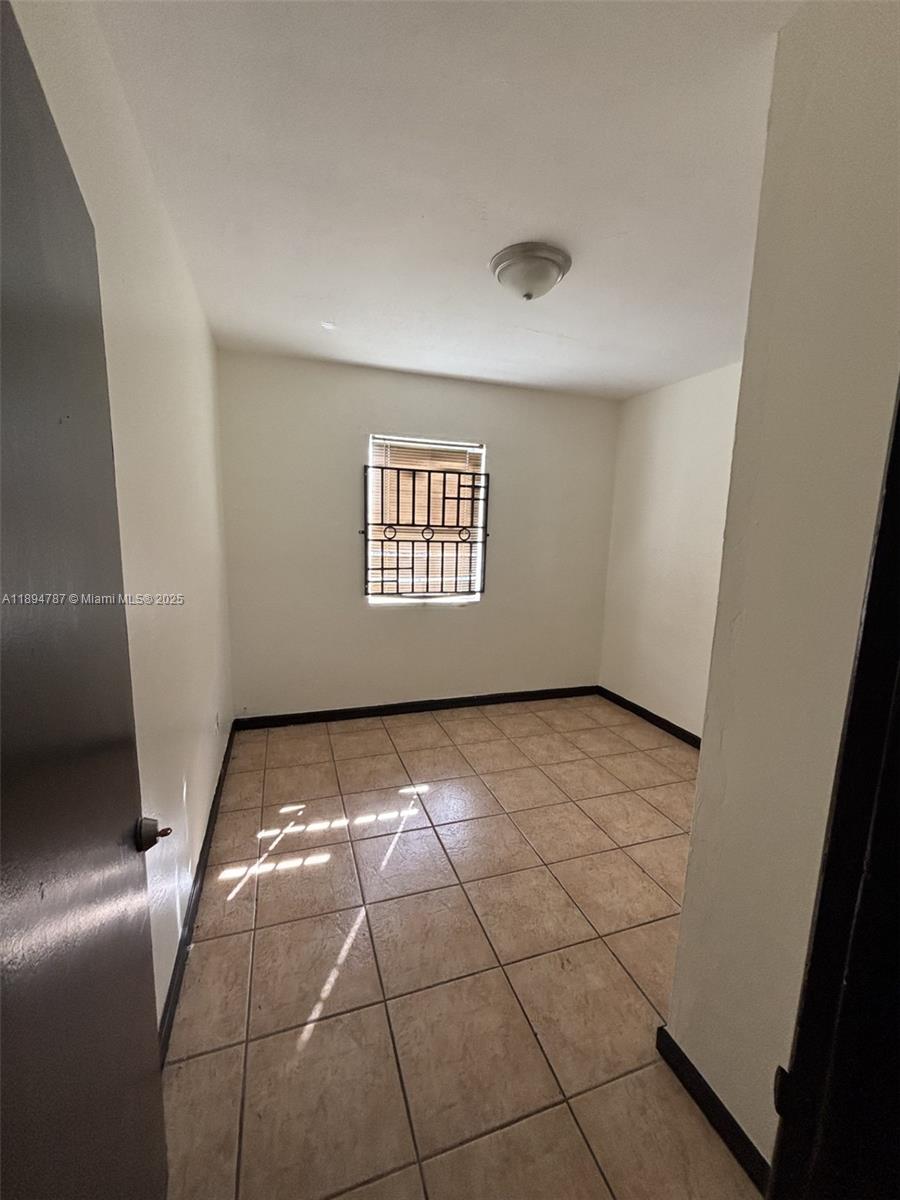 PL OF NORTH HAVEN - Residential Lease