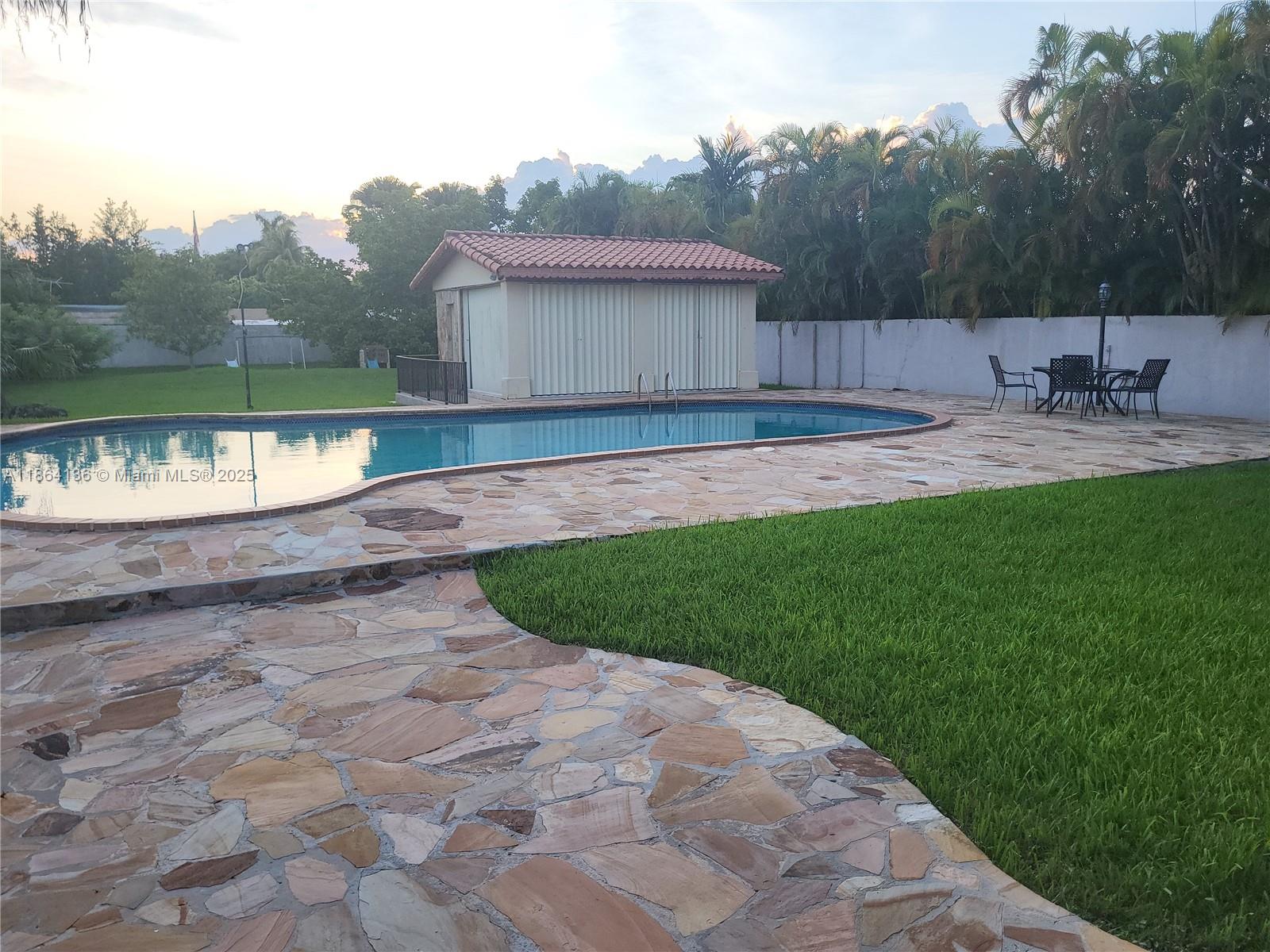 J G HEADS FARMS UNIT A - Residential