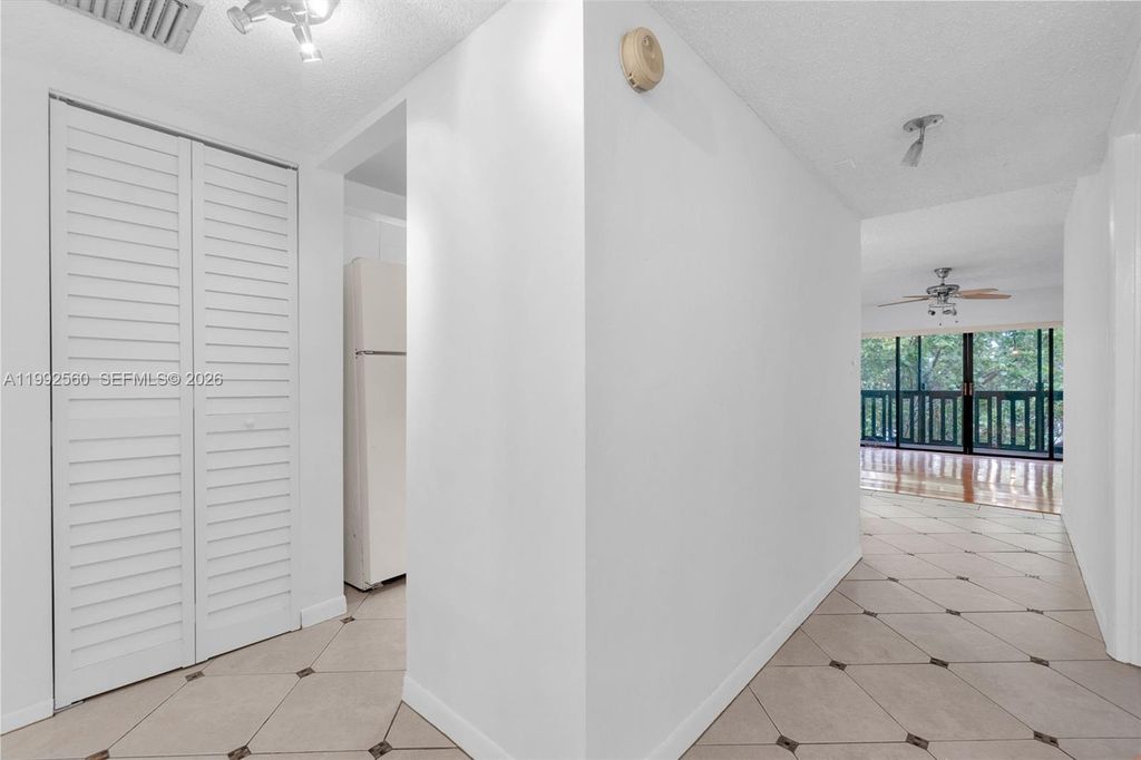 Photo of 1021 Mockingbird Ln #302, Plantation, FL 33324 (MLS # A11992560)