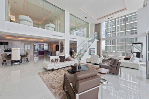 Photo of 1040 Biscayne Blvd #4403, Miami, FL 33132 (MLS # A11855528)