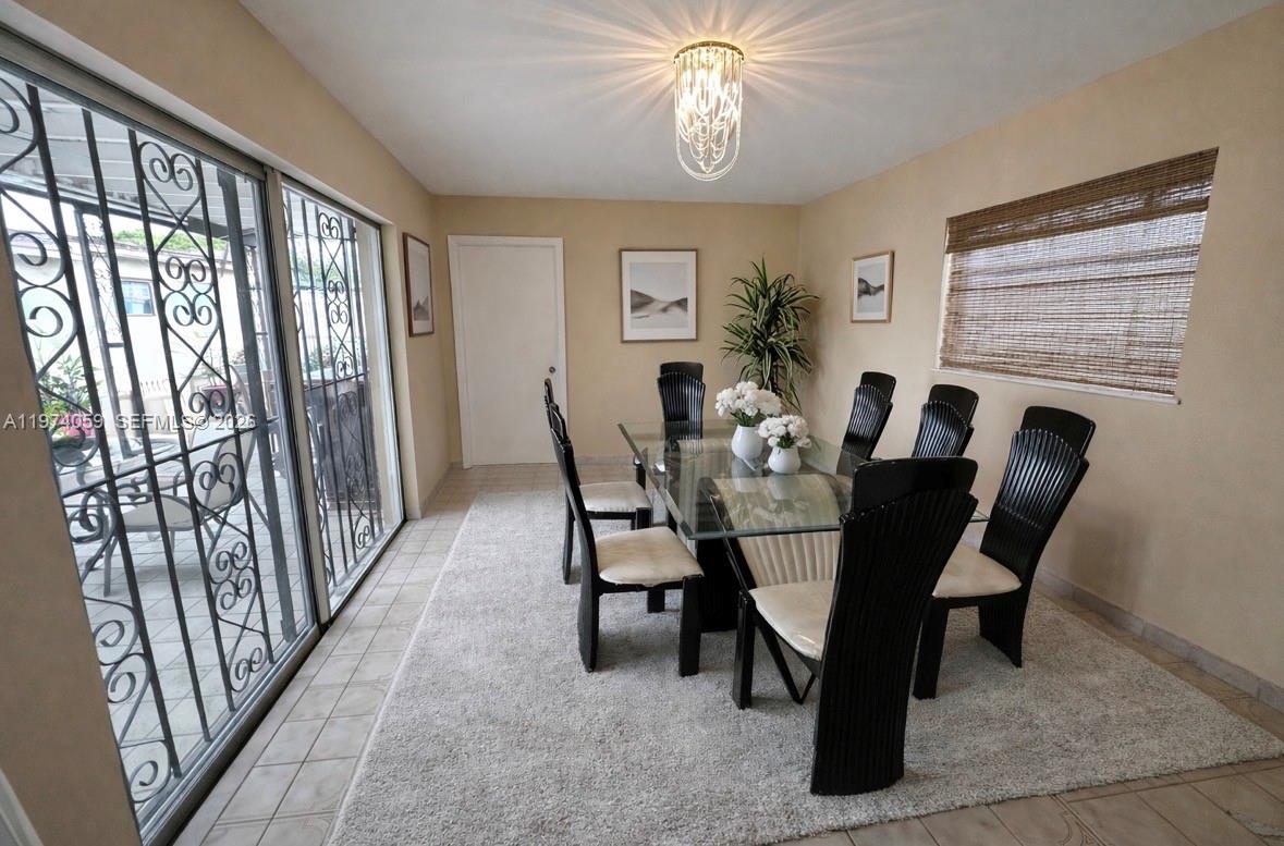 GROSSE POINTE HIGHLANDS - Residential