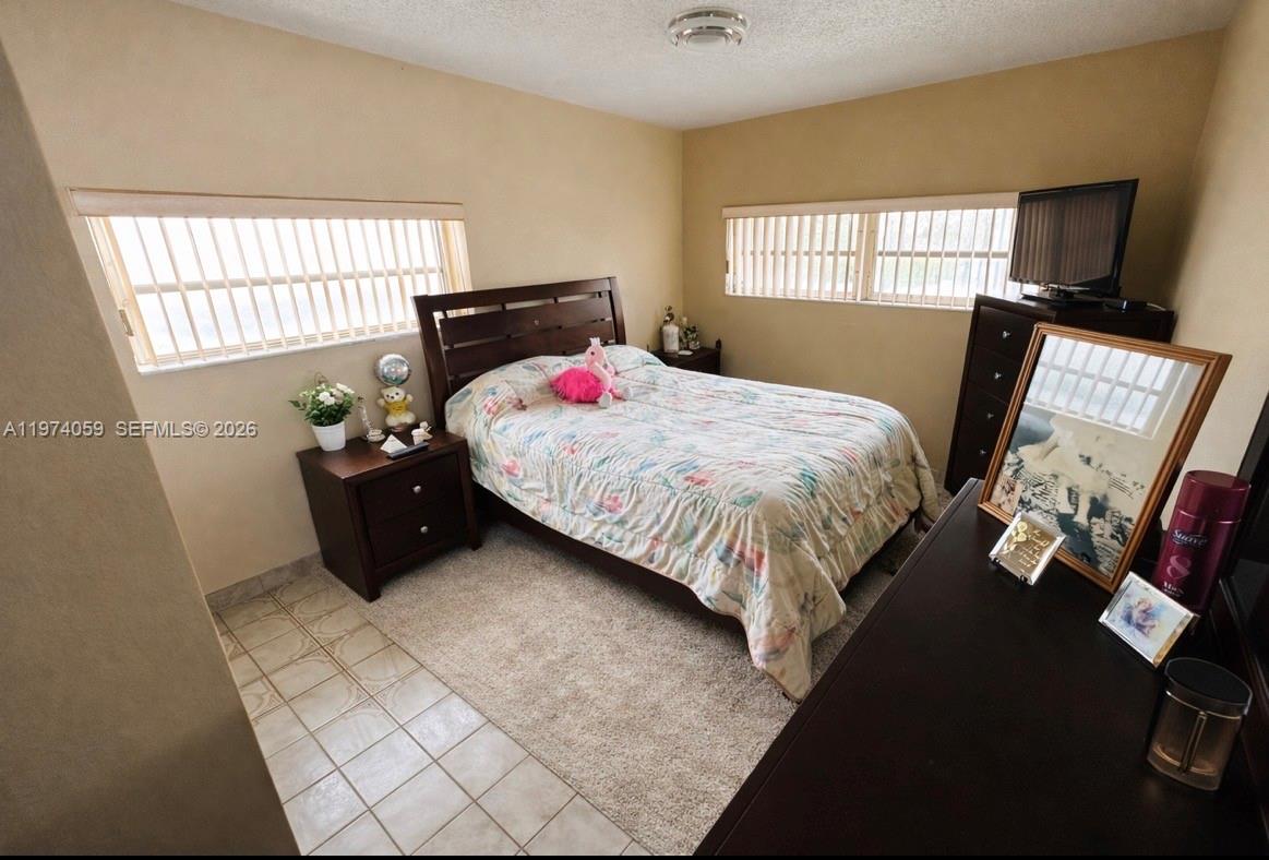 GROSSE POINTE HIGHLANDS - Residential