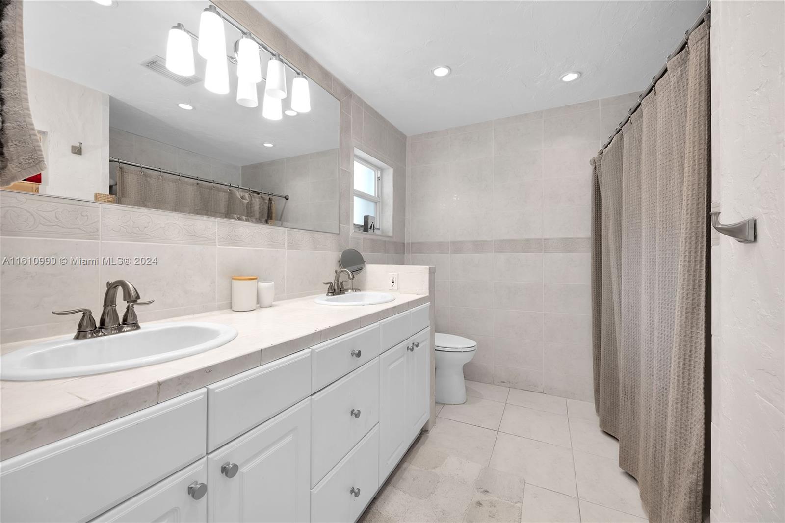 HIGH PINE ESTS - Residential