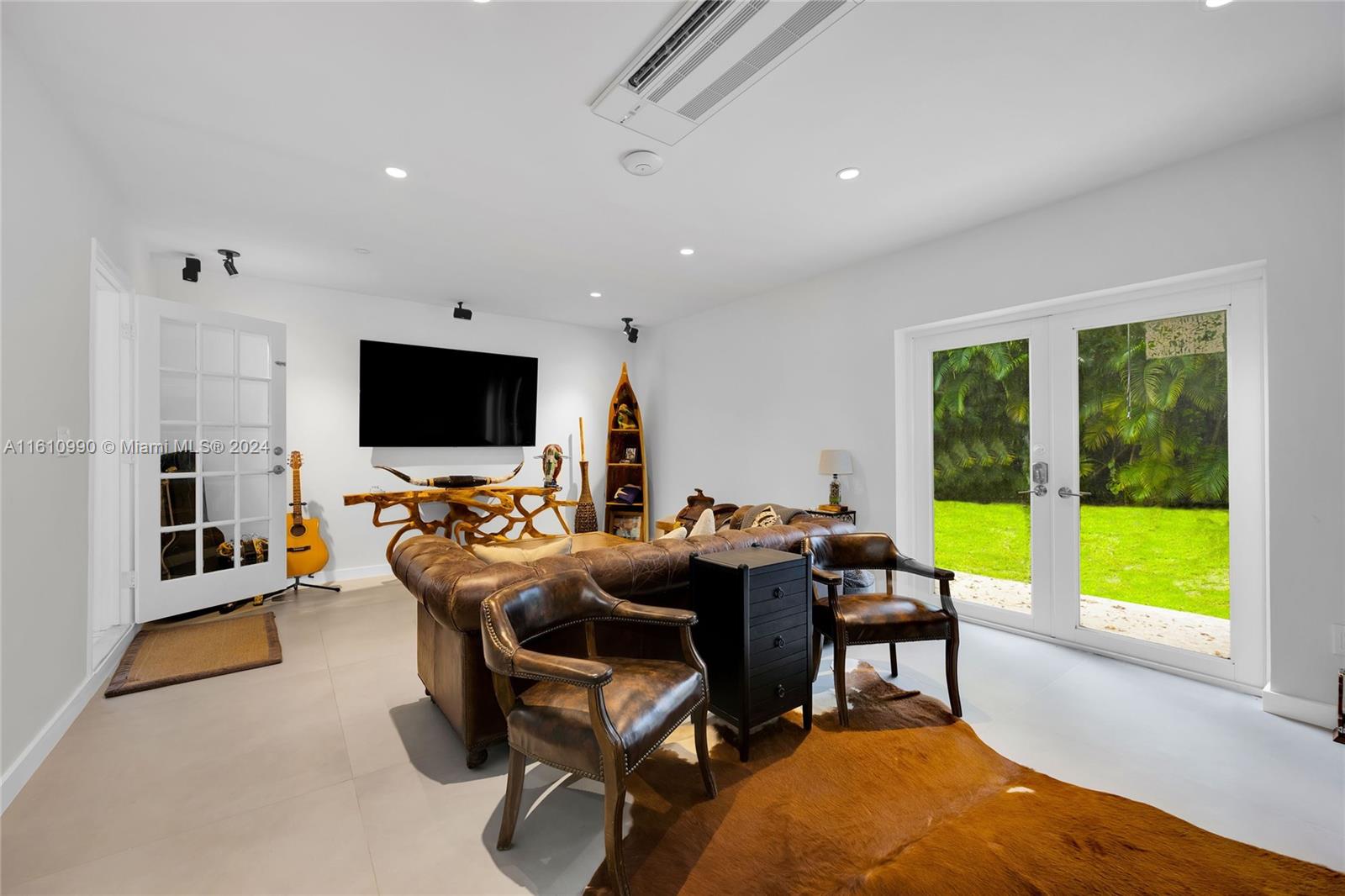 HIGH PINE ESTS - Residential