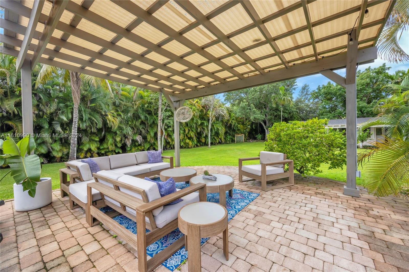 HIGH PINE ESTS - Residential