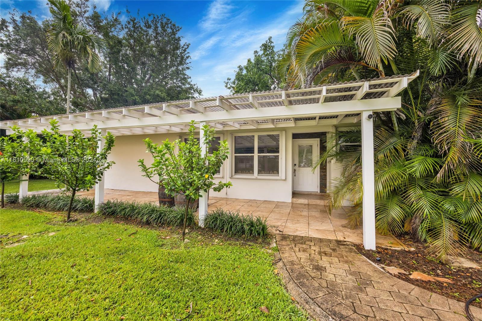 HIGH PINE ESTS - Residential