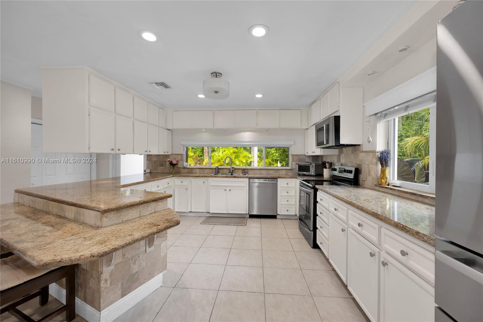 HIGH PINE ESTS - Residential