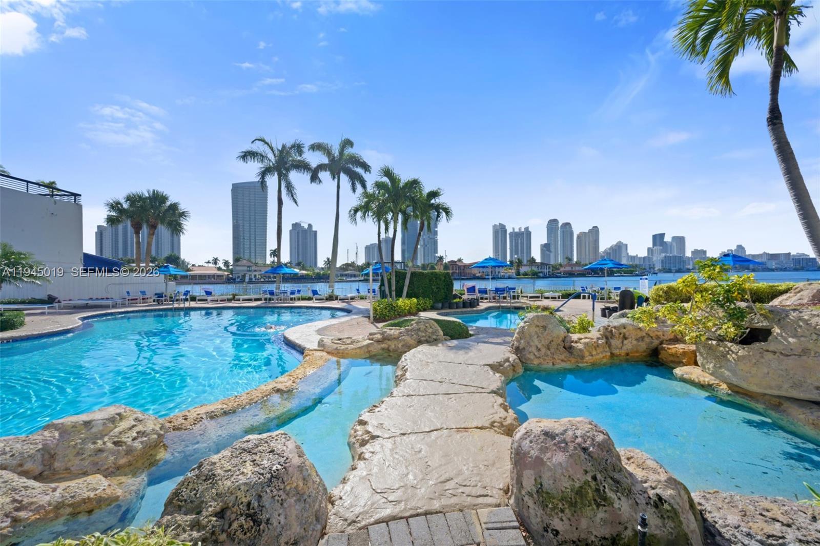 MYSTIC POINTE CONDO NO TH - Residential